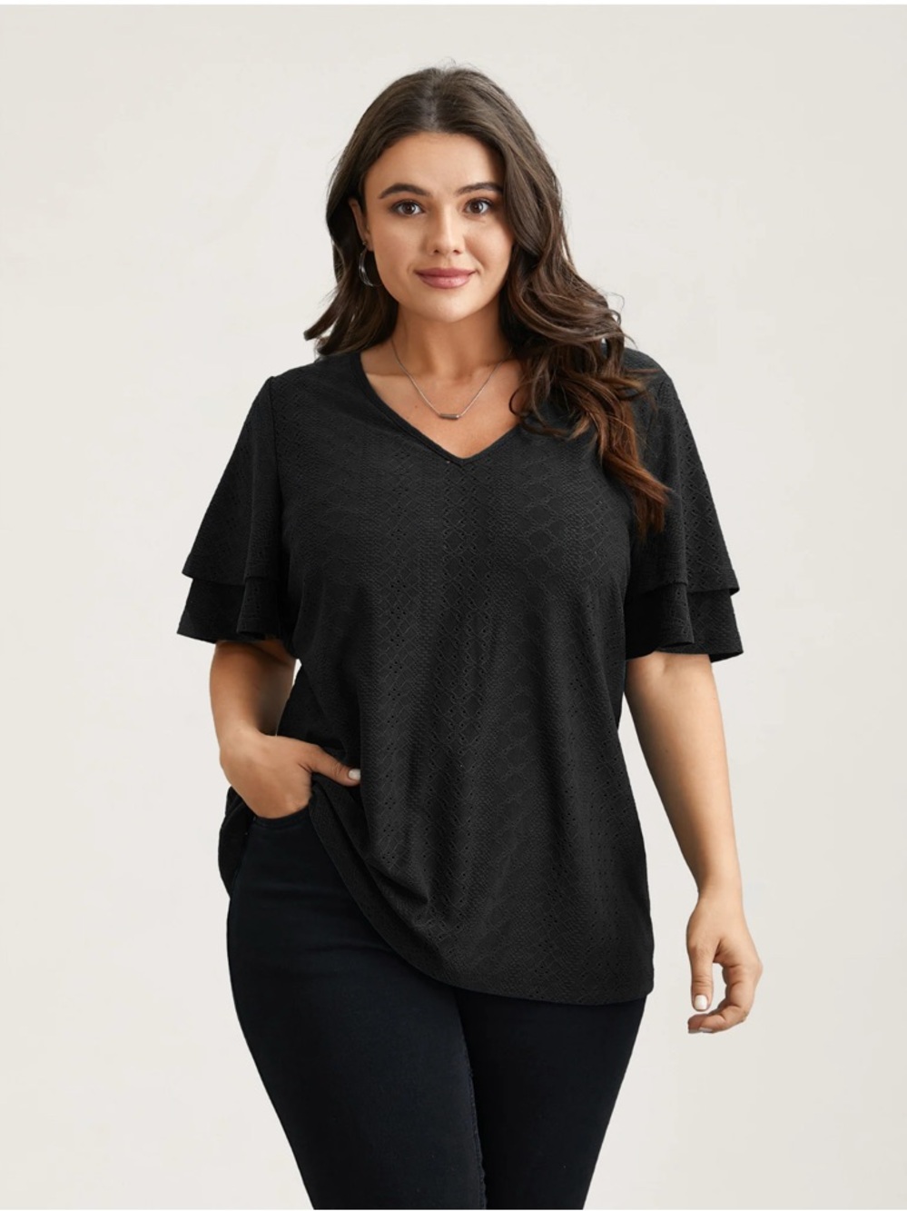 BloomChic Black V-Neck Tiered Ruffle Sleeve Top size 14-16